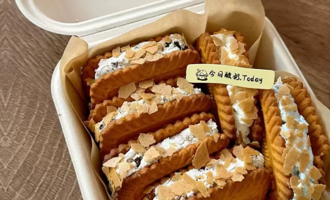 焦糖饼干夹
