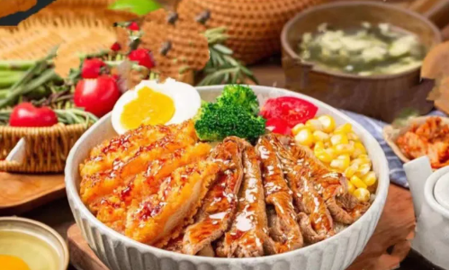 王炸肥牛炸鸡排双拼饭